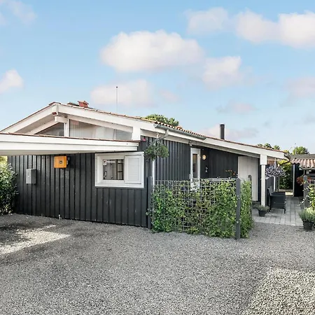 Three-bedroom In *
