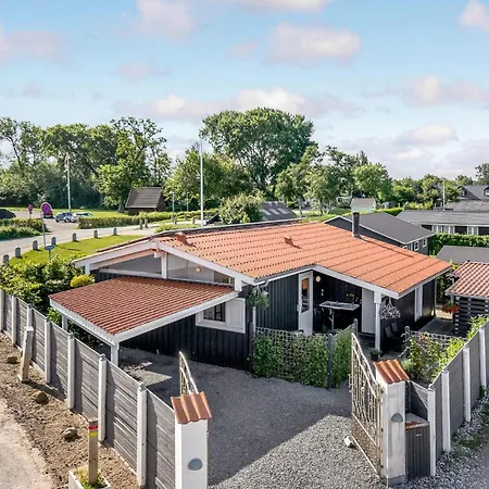 Three-bedroom In Hébergement de vacances *